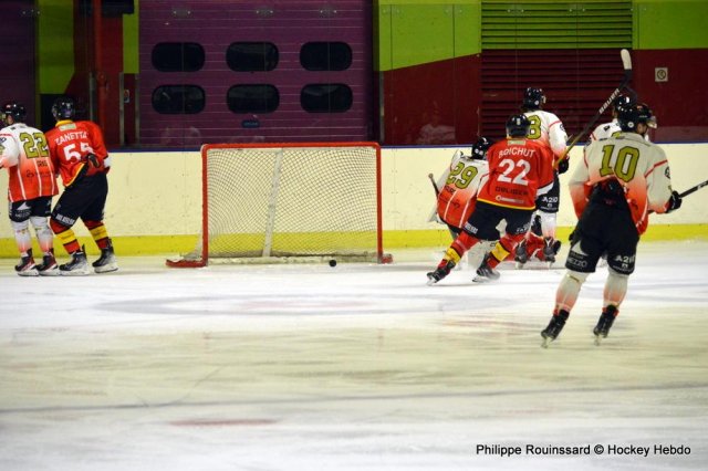 Photo hockey match Besançon - Nimes le 18/11/2023