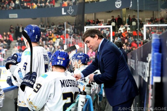 Photo hockey match Grenoble  - Astana le 18/11/2023