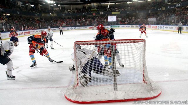 Photo hockey match Grenoble  - Astana le 18/11/2023