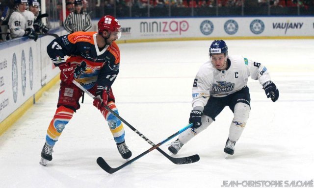 Photo hockey match Grenoble  - Astana le 18/11/2023