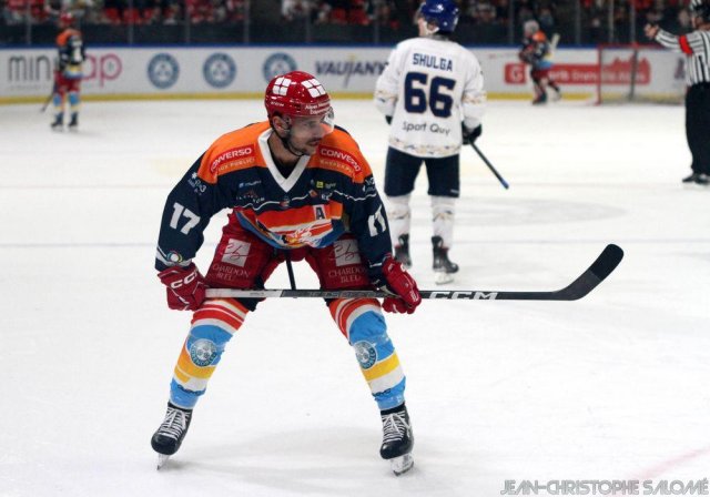Photo hockey match Grenoble  - Astana le 18/11/2023