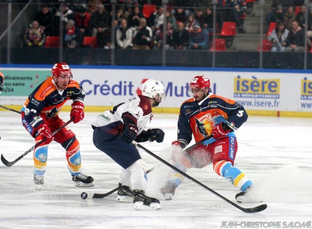 Photo hockey match Grenoble  - Zemgale  le 17/11/2023
