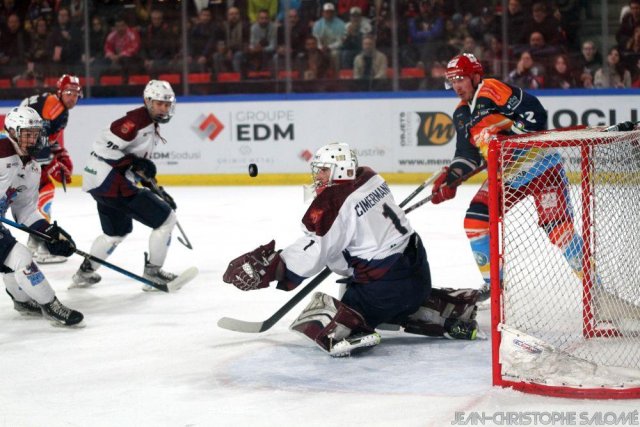 Photo hockey match Grenoble  - Zemgale  le 17/11/2023