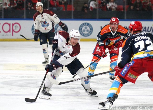 Photo hockey match Grenoble  - Zemgale  le 17/11/2023