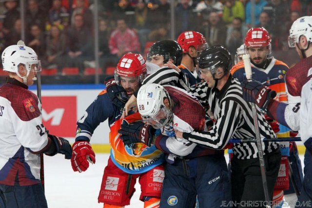 Photo hockey match Grenoble  - Zemgale  le 17/11/2023