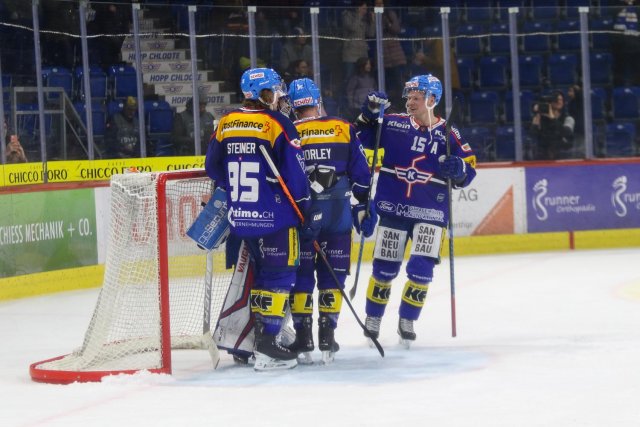 Photo hockey match Kloten - Fribourg le 24/11/2023