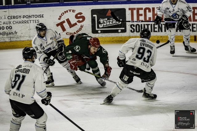 Photo hockey match Cergy-Pontoise - Marseille le 24/11/2023