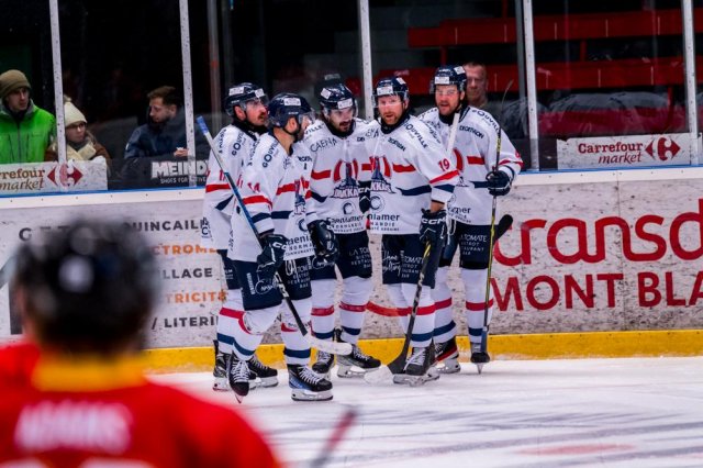 Photo hockey match Morzine-Avoriaz - Caen  le 25/11/2023