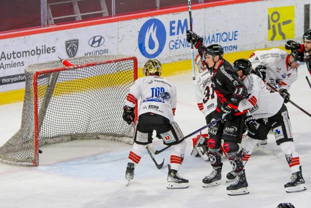 Photo hockey match Amiens  - Chamonix  le 26/11/2023