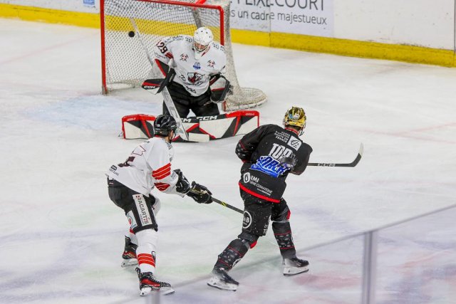 Photo hockey match Amiens  - Chamonix  le 26/11/2023