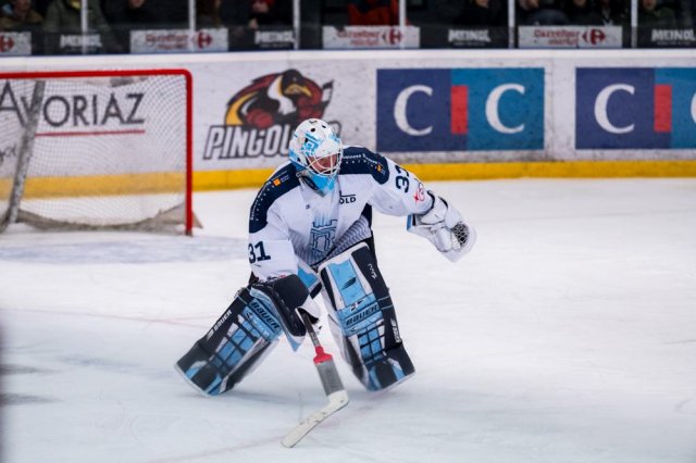 Photo hockey match Morzine-Avoriaz - Tours  le 02/12/2023