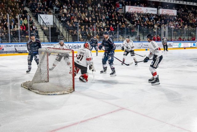 Photo hockey match Angers  - Chamonix  le 03/12/2023