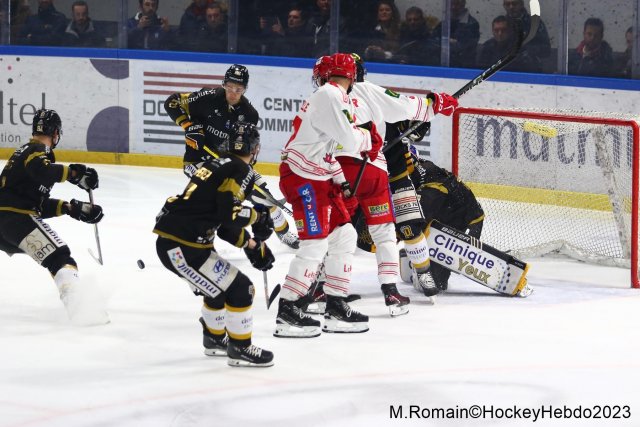 Photo hockey match Rouen - Grenoble  le 05/12/2023