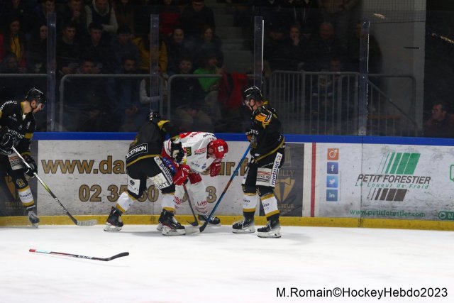 Photo hockey match Rouen - Grenoble  le 05/12/2023