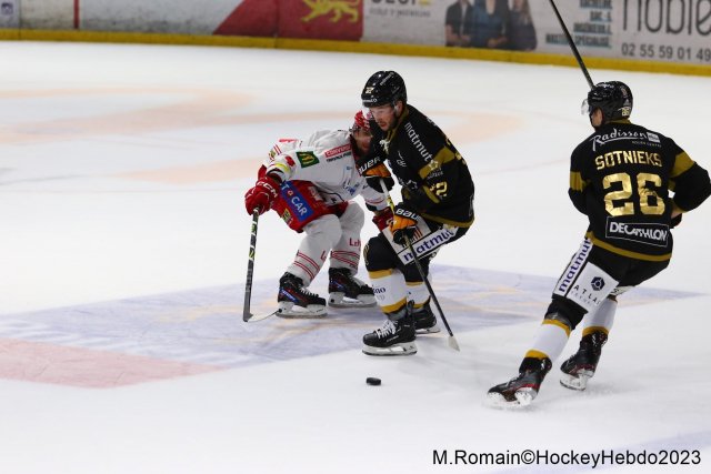 Photo hockey match Rouen - Grenoble  le 05/12/2023