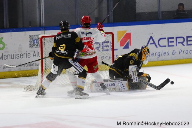 Photo hockey match Rouen - Grenoble  le 05/12/2023