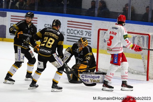 Photo hockey match Rouen - Grenoble  le 05/12/2023