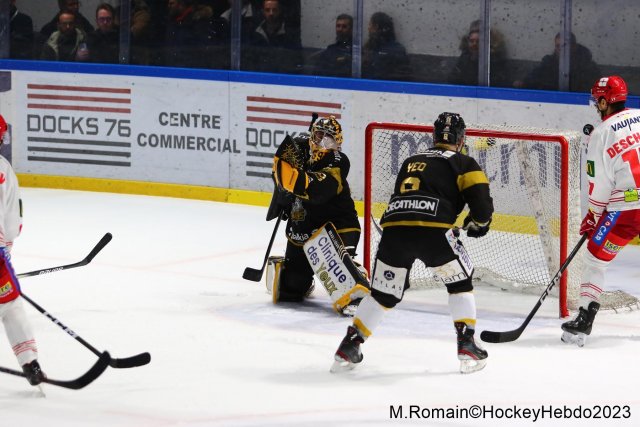 Photo hockey match Rouen - Grenoble  le 05/12/2023