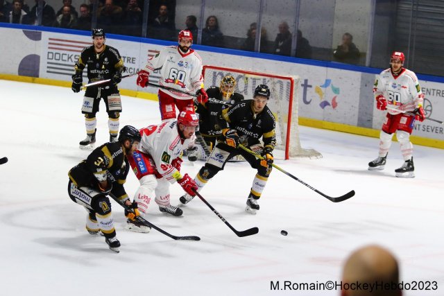 Photo hockey match Rouen - Grenoble  le 05/12/2023