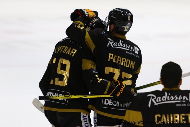Photo hockey match Rouen - Grenoble  le 05/12/2023