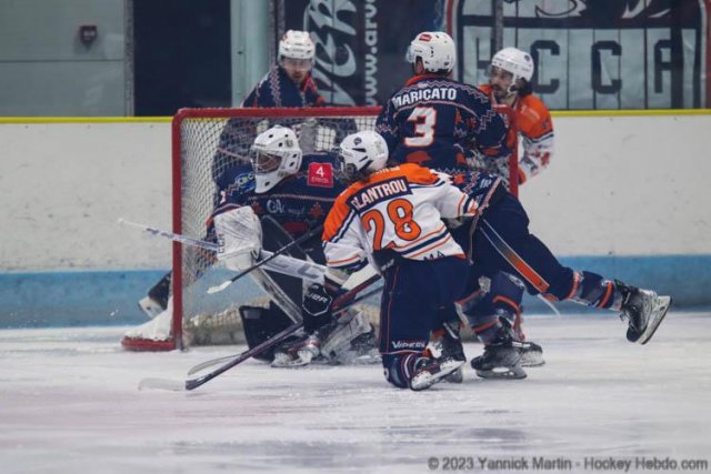 Photo hockey match Clermont-Ferrand - Montpellier  le 09/12/2023