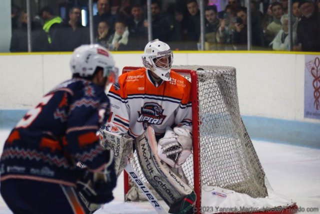 Photo hockey match Clermont-Ferrand - Montpellier  le 09/12/2023