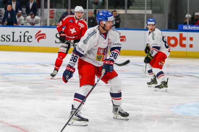 Photo hockey match Switzerland - Czech Republic le 16/12/2023