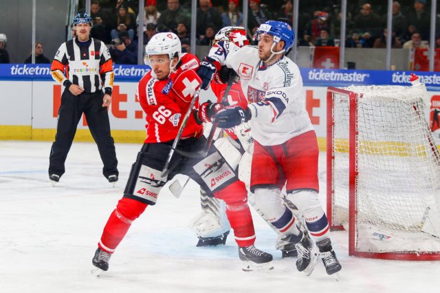 Photo hockey match Switzerland - Czech Republic le 16/12/2023