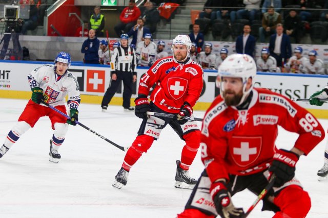 Photo hockey match Switzerland - Czech Republic le 16/12/2023