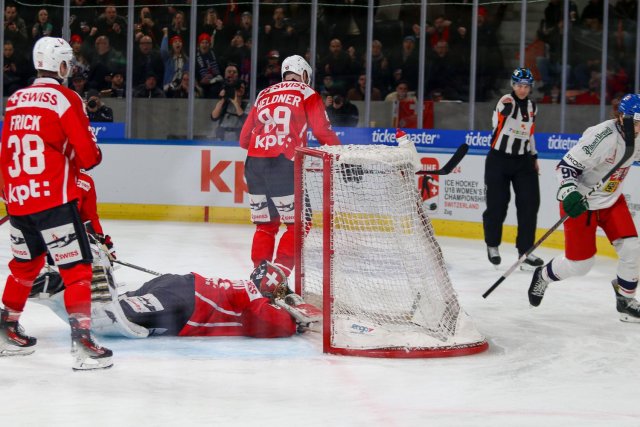 Photo hockey match Switzerland - Czech Republic le 16/12/2023