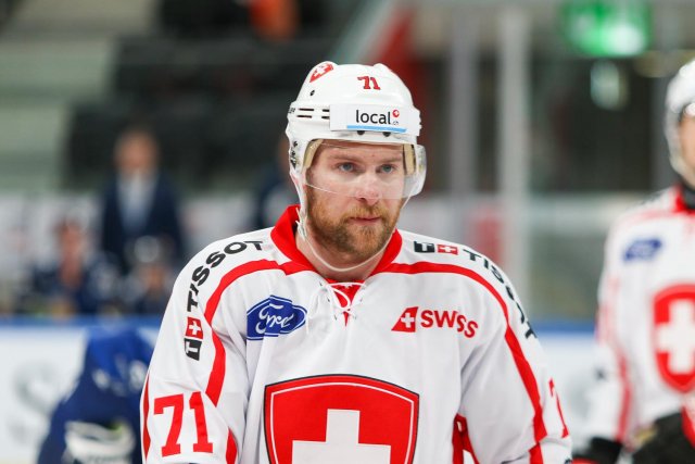 Photo hockey match Switzerland - Finland le 17/12/2023