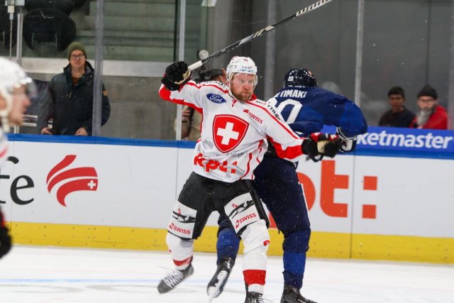 Photo hockey match Switzerland - Finland le 17/12/2023