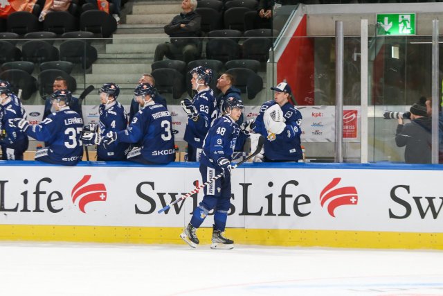 Photo hockey match Switzerland - Finland le 17/12/2023