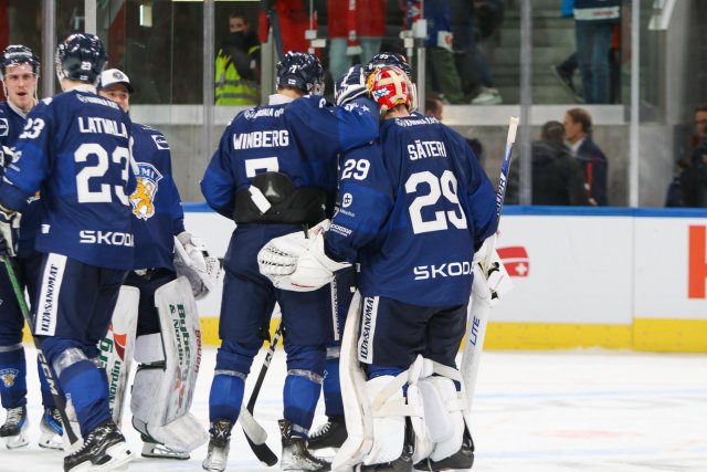 Photo hockey match Switzerland - Finland le 17/12/2023