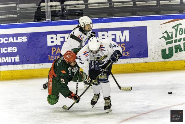 Photo hockey match Cergy-Pontoise / Féminin - Dunkerque mineur / Fem. le 16/12/2023