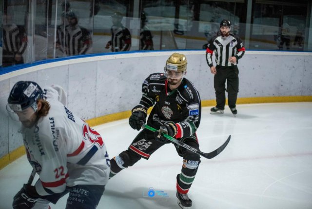 Photo hockey match Mont-Blanc - Caen  le 23/12/2023