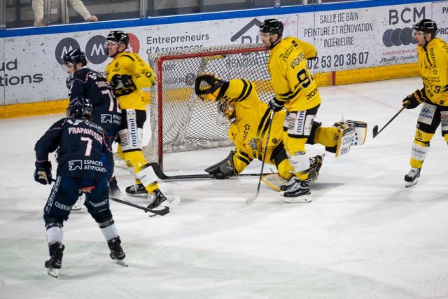 Photo hockey match Angers  - Rouen le 28/12/2023