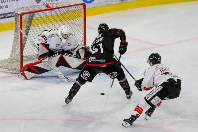 Photo hockey match Amiens  - Chamonix  le 30/12/2023
