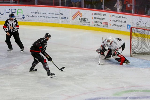 Photo hockey match Amiens  - Chamonix  le 30/12/2023