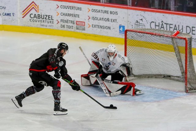Photo hockey match Amiens  - Chamonix  le 30/12/2023