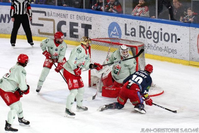 Photo hockey match Grenoble  - Cergy-Pontoise le 09/01/2024