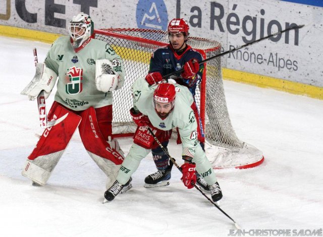 Photo hockey match Grenoble  - Cergy-Pontoise le 09/01/2024