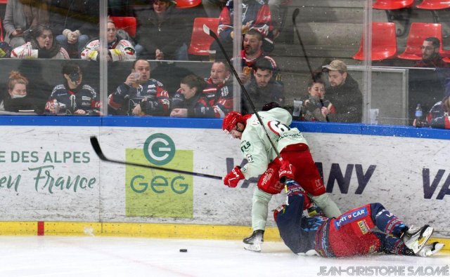 Photo hockey match Grenoble  - Cergy-Pontoise le 09/01/2024