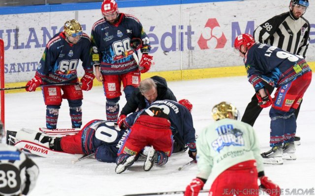 Photo hockey match Grenoble  - Cergy-Pontoise le 09/01/2024