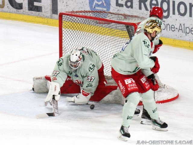 Photo hockey match Grenoble  - Cergy-Pontoise le 09/01/2024
