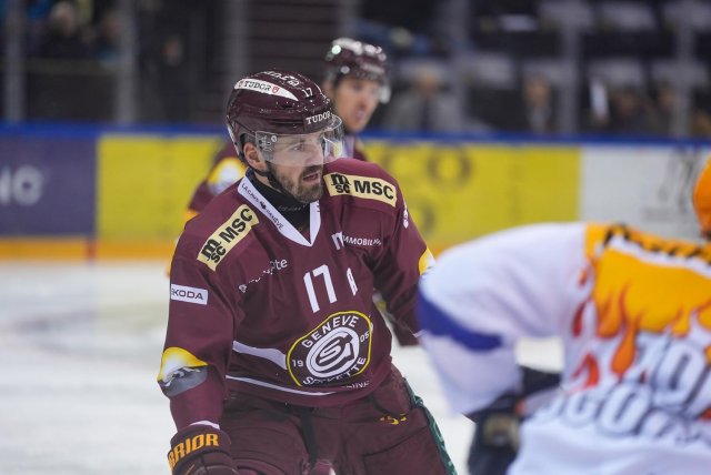 Photo hockey match Genève - Zug le 12/01/2024