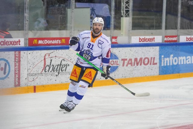 Photo hockey match Genève - Zug le 12/01/2024