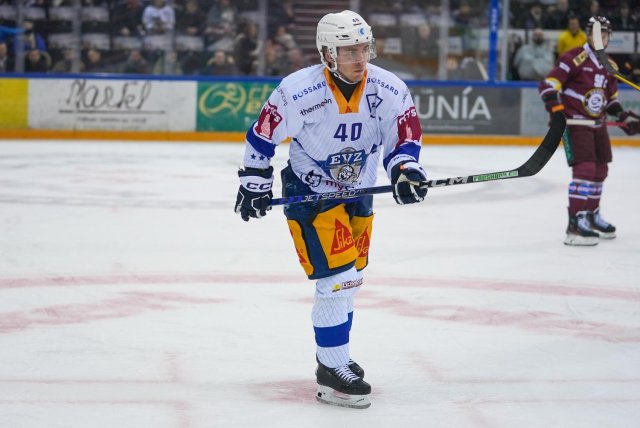 Photo hockey match Genève - Zug le 12/01/2024