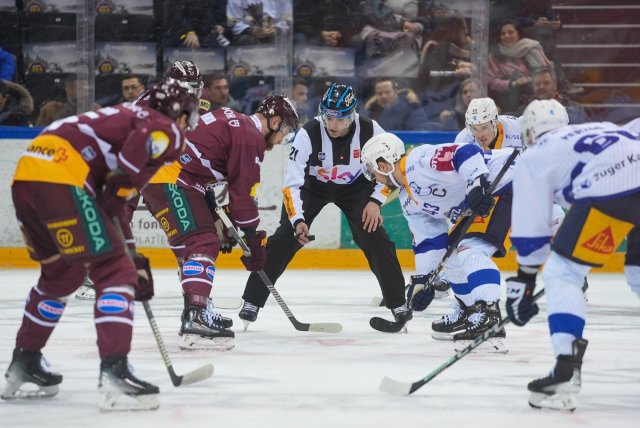 Photo hockey match Genève - Zug le 12/01/2024