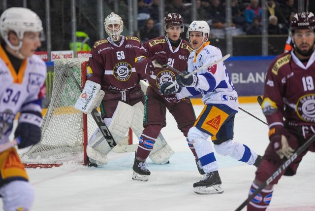 Photo hockey match Genève - Zug le 12/01/2024
